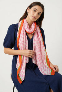 Chevron Print Lightweight Cotton Scarf in Pink