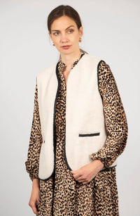 Zoe Lined Gilet - Cream, Borg/PU