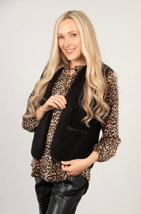 Zoe Lined Gilet - Black, Borg/PU