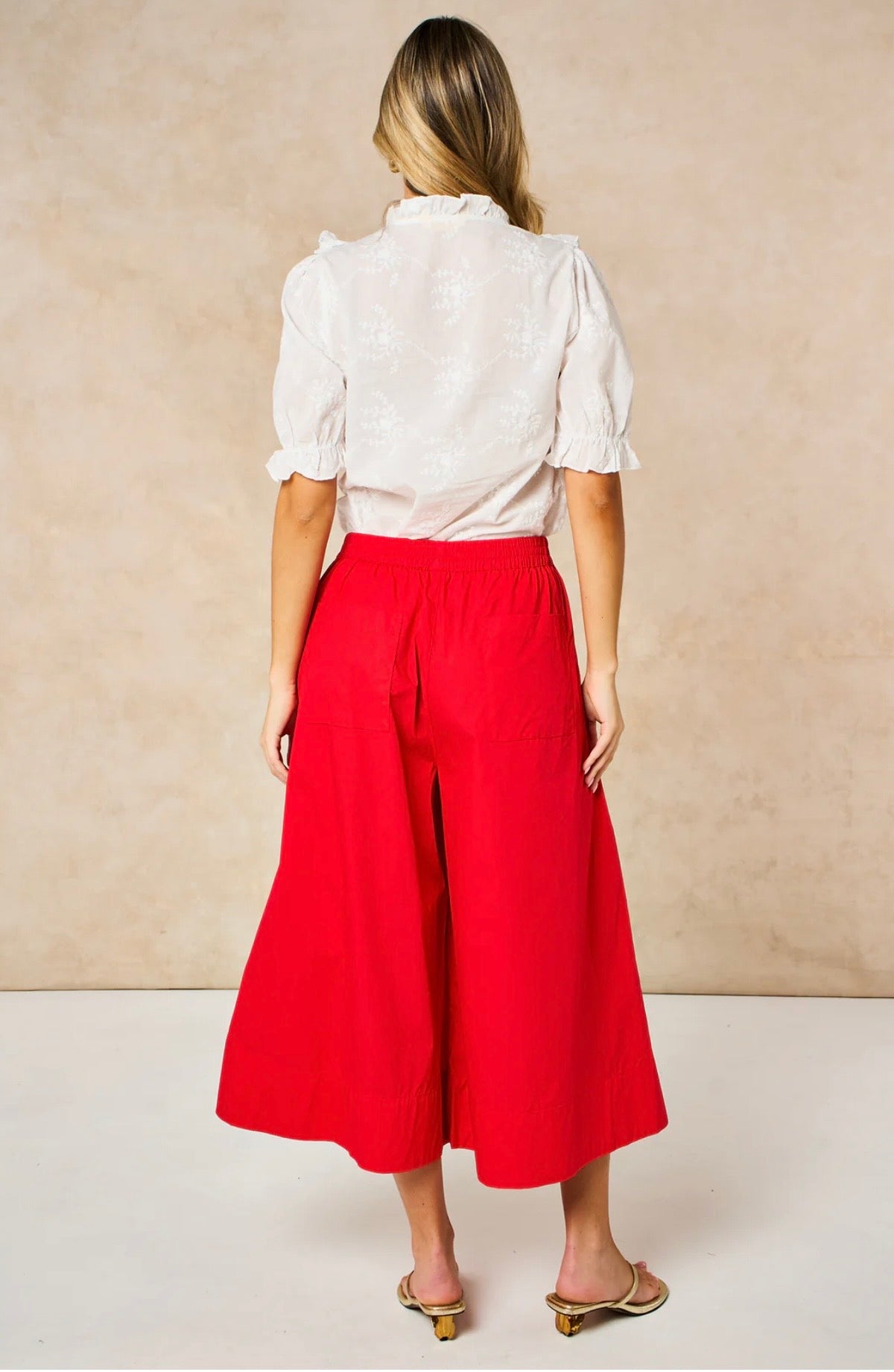 Cropped Wide Leg Cotton Trousers in Red